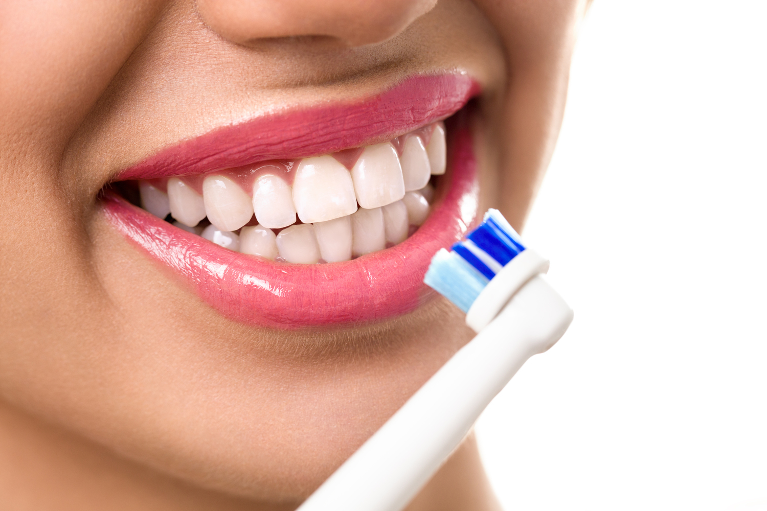 Tips for Whitening Teeth at Home